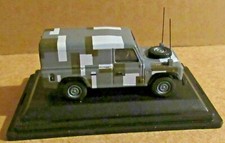 OXFORD DIECAST LAND ROVER DEFENDER MILITARY BERLIN SCHEME 1:76 SCALE MODEL ARMY