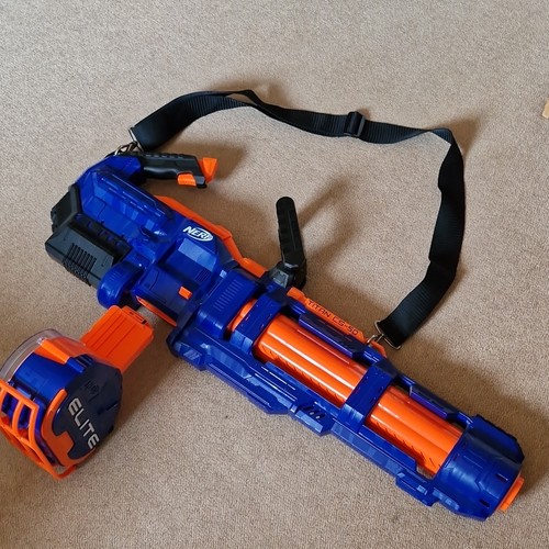 Nerf titan n strike - titan, n-strike