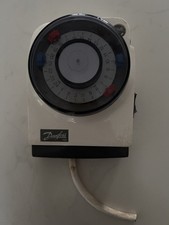 Danfoss 102 24 Hour
