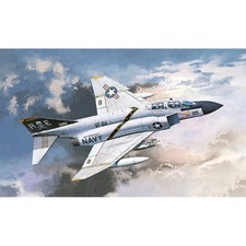 Academy 12529 F-4J Phantom US
