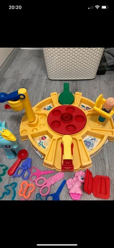 Play doh accessories cutters - play-doh,