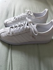 Mens White Adidas Gazelle Trainers UK Size 9 - Very Good Condition