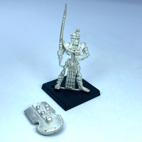 Classic metal tomb guard - tomb, elite