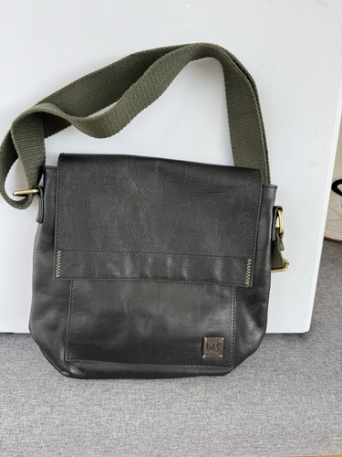 White stuff messenger bag - stuff,