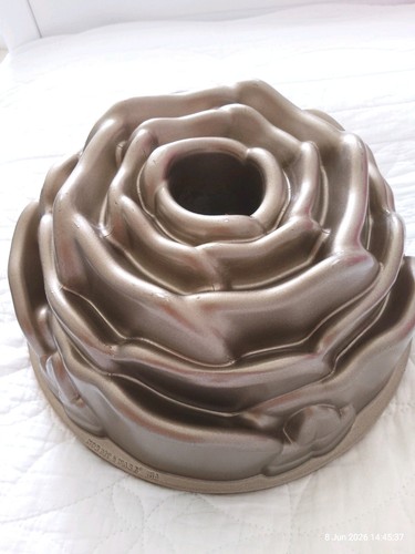 Nordic ware rose bundt pan - ware, 10