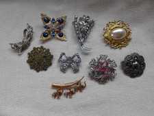 JOB LOT VINTAGE BROOCHES MIXED
