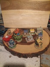 11 Tetley Collectable Houses