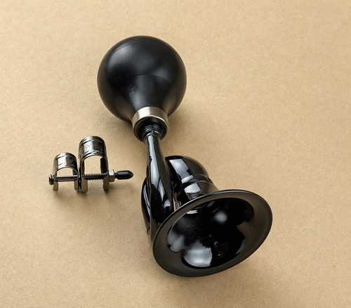 Bugle trumpet air horn - air,