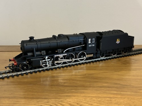 Hornby r322 8 0 class - r322, 2-8-0