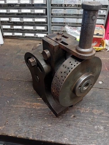 Dividing head center - dividing,