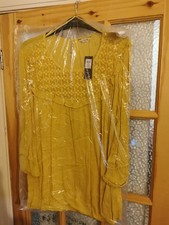 BRAND NEW WITH TAGS ladies