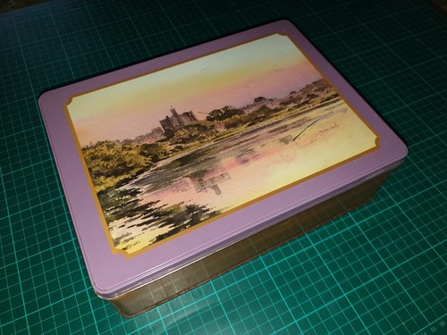 Ringtons tin box warkworth - box,,