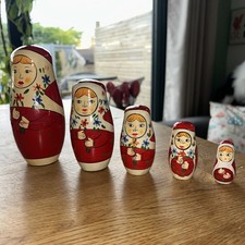 Russian Matryoshka Dolls 5-Piece Set Traditional Hand-Painted Wooden Nesting