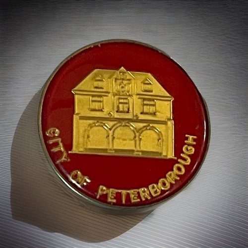 Nice looking gold tone - nice,