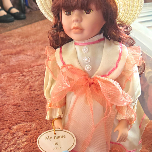 Porcelain girl doll diana - girl,