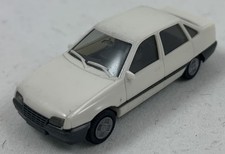 Herpa Opel Kadett E sedan 1:87
