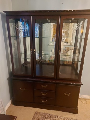 Mahogany display cabinet - mahogany,