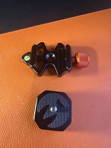 Legged thing twist clamp - thing,,