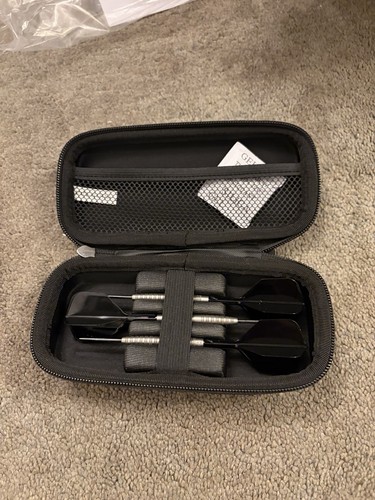 Black hard shell darts case - black,