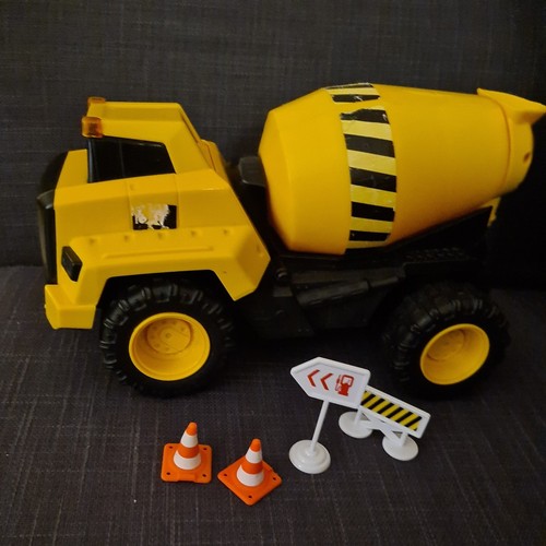 Cat construction cement mixer - cat,