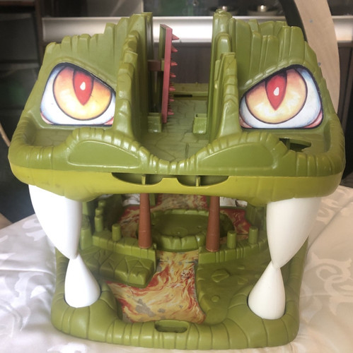 Fortress fangs ljn toys - -,