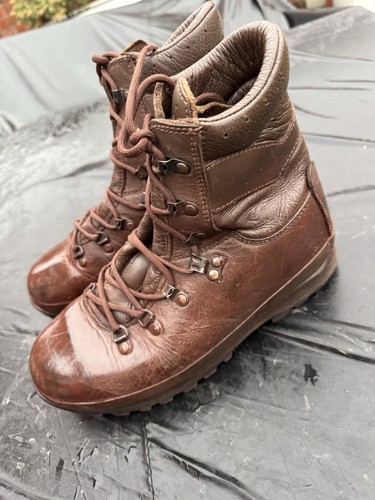 British army brown altberg - british,