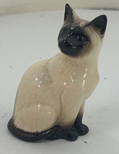 Royal doulton siamese cat - ⁠royal,