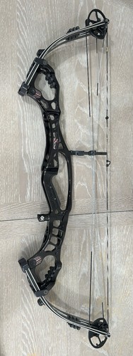 Hoyt compound bow - compound, x