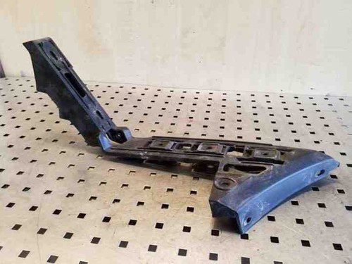Touran 1t1 1t2 rear left - touran,