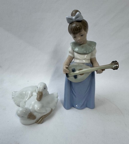 Nao lladro girl - by,