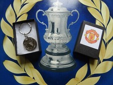 VINTAGE Manchester United x 2