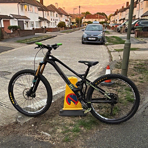 Mondraker foxy carbon full - mondraker,