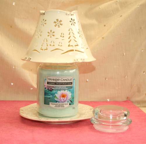 Floating lotus large yankee - floating,