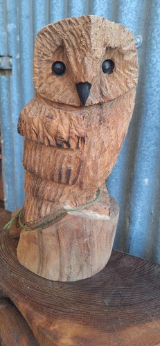 Chainsaw carving owl wood - chainsaw,