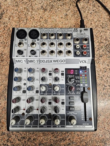 Behringer eurorack ub1002fx - behringer,