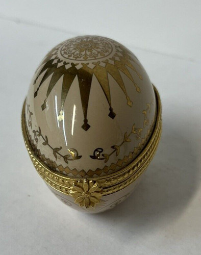 Vintage estee lauder egg - estee,