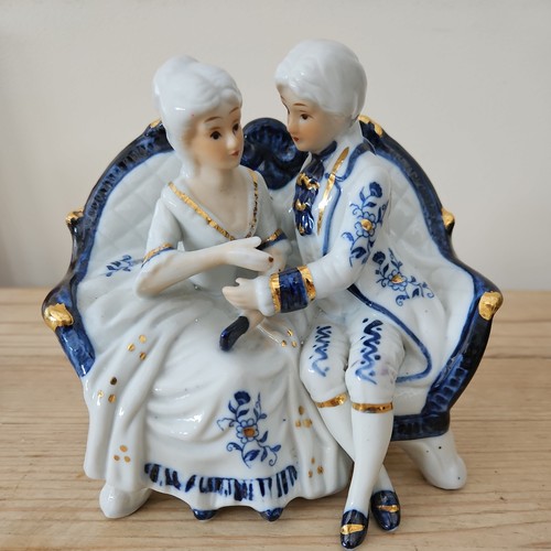 Victorian couple blue white - couple,