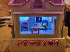 Mattel Pixel Chix yellow house