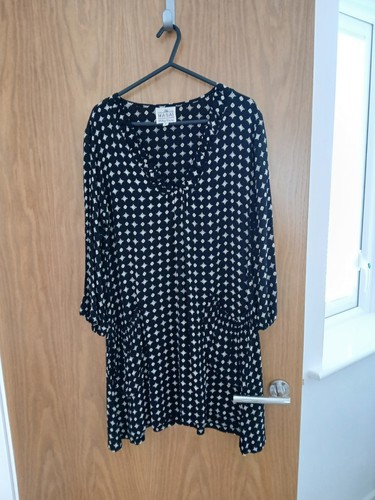Masai company size black 4 - masai,