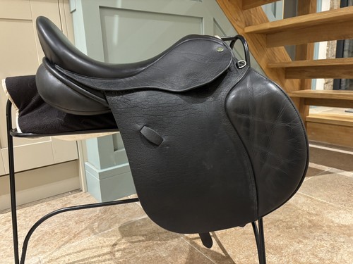 Farrington saddle - 17”, (saddle