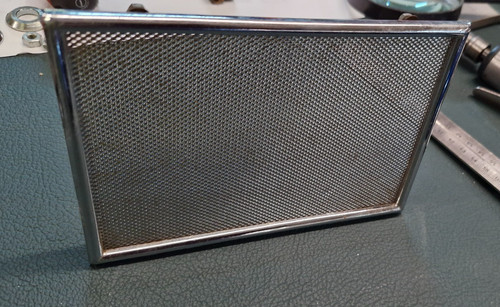 Classic car chrome speaker