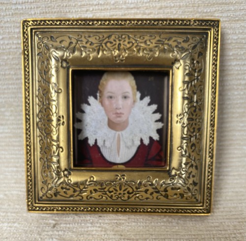 Very attractive small - , portrait