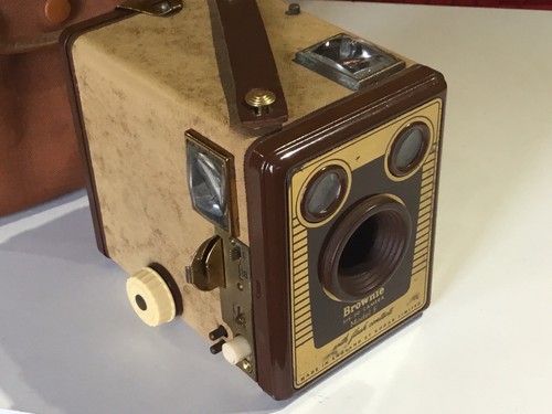 Vintage cased brown - cased, kodak