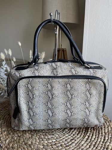 Gharani strok genuine leather - strok,