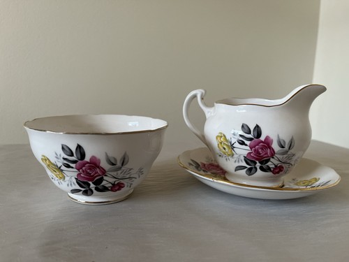 Vintage royal vale rose - vintage,