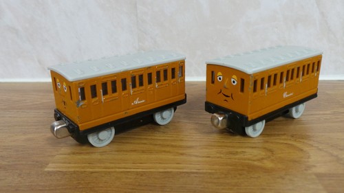 2009 annie clarabel - annie, &
