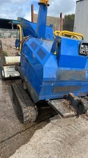 Jensen A530 tracked chipper with plant trailer