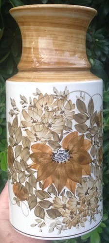 Beautiful vintage handpainted - beautiful,