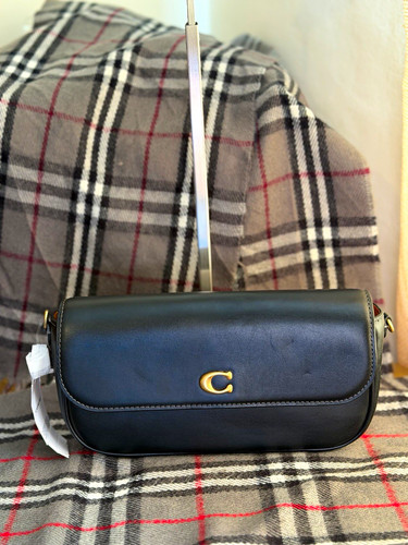 Coach black leather small flap - black,