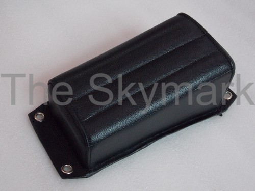 Pillion pad tuck and - pillion, p-pad